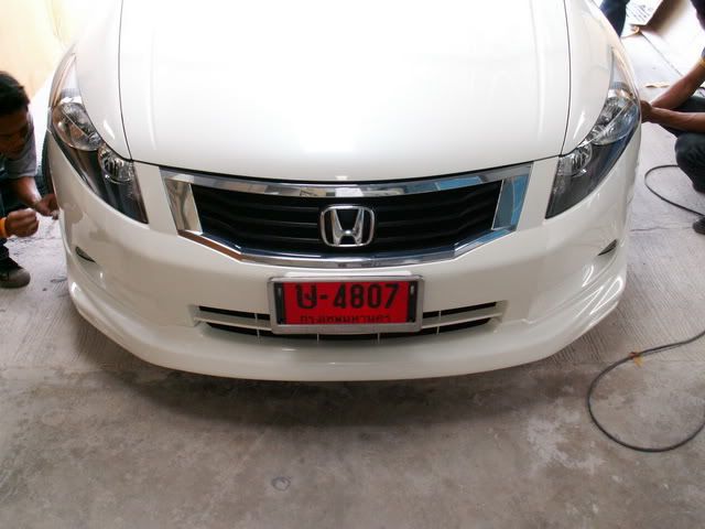 [ขาย] ชุดแต่ง Honda New Model ติดตั้งถึงบ้าน / กรอบป้าย,ป้ายพับ,กันสาด,Logo,Sticker ส่งฟรี