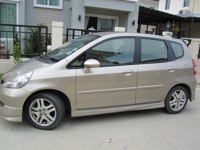 [ขาย] ชุดแต่ง Honda New Model ติดตั้งถึงบ้าน / กรอบป้าย,ป้ายพับ,กันสาด,Logo,Sticker ส่งฟรี