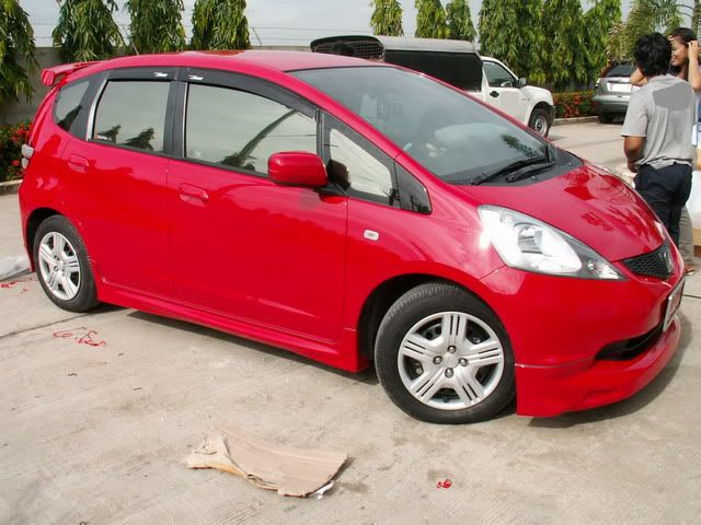 [ขาย] ชุดแต่ง Honda New Model ติดตั้งถึงบ้าน / กรอบป้าย,ป้ายพับ,กันสาด,Logo,Sticker ส่งฟรี