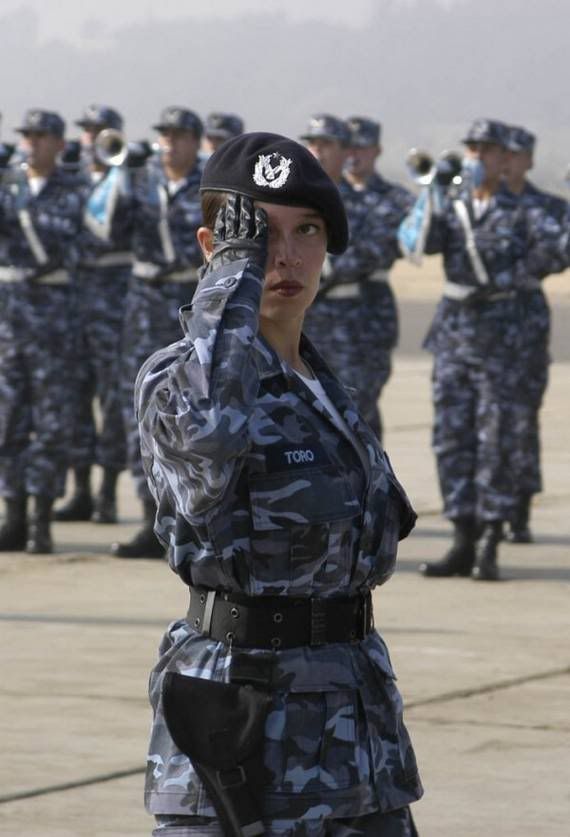Chile Women Soldiers
