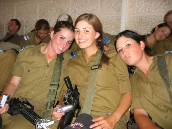 Israel Women Soldiers