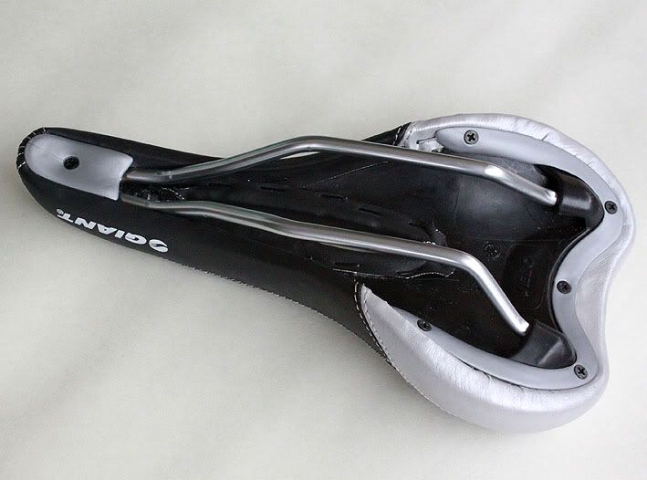 GIANT Saddle MTB Artificial Leather Saddle Seat  